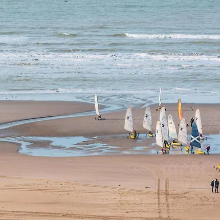 Avec Terrasse Et Parking Au Touquet - Fr-1-821-22 * Le Touquet