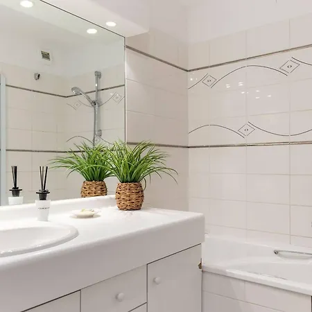 Avec Terrasse Et Parking Au Touquet - Fr-1-821-22 Apartamento *